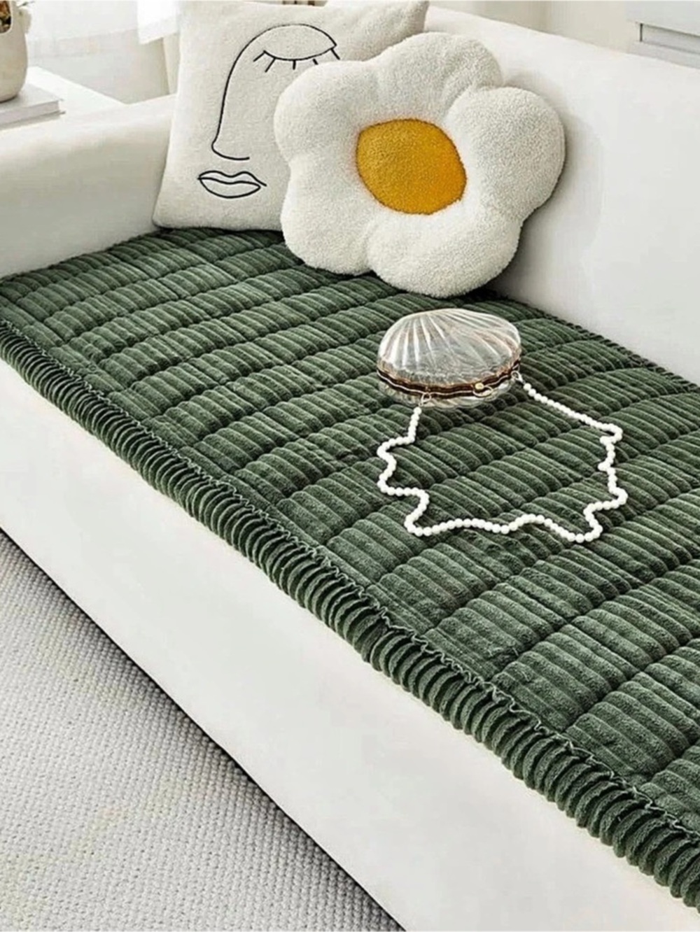 Quilted Green couch cover for pets NWT